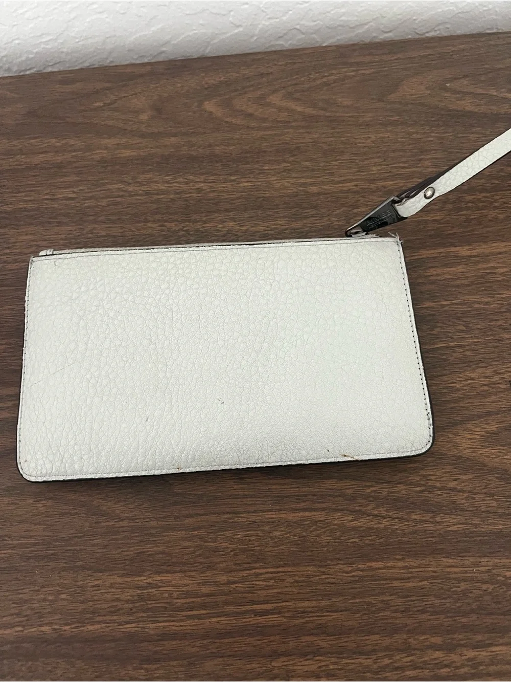 Aimee Kestenberg White Leather Wristlet Card & Key Holder